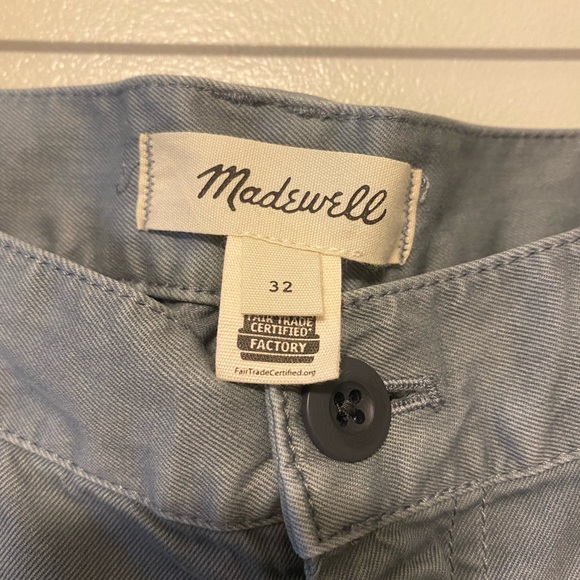 The Neale Straight-Leg Pant in Drapeweave - Picture 3 of 6